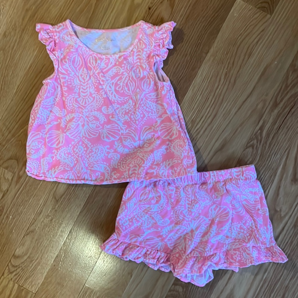 Beautiful! Lilly Pulitzer Tank and Short set